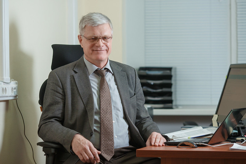 Виктор Иванов, директора Института квантовых технологий МФТИ. Фото: пресс-служба
